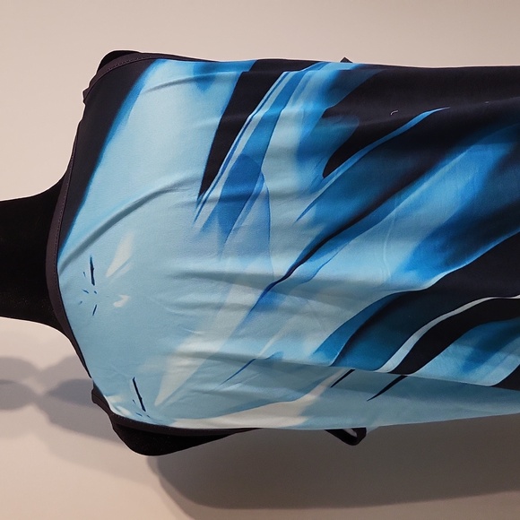 Ladies sleeveless top - Picture 5 of 8